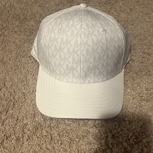Michael kors hat brand new
